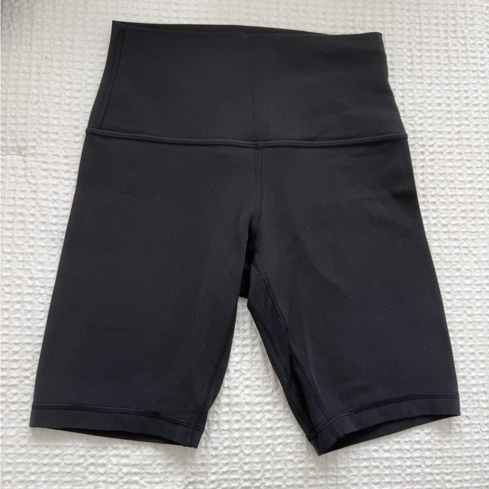 Lululemon Biker shorts 8”